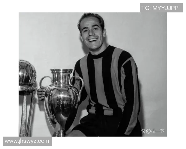 西哥足球明星生平与成就全解析让我们一起了解这位传奇球员